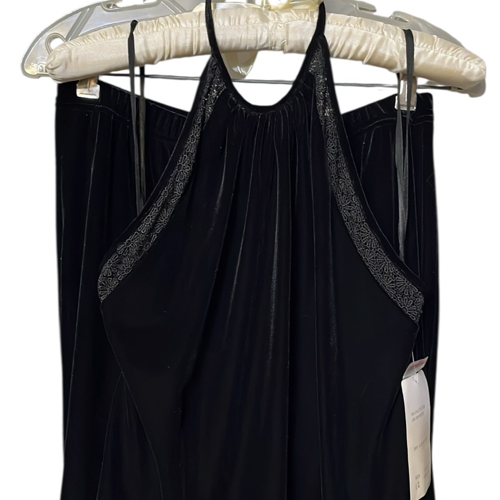 Adrienne Papell Evening  Velvet halter with fringe trim 2 piece velvet skirt set